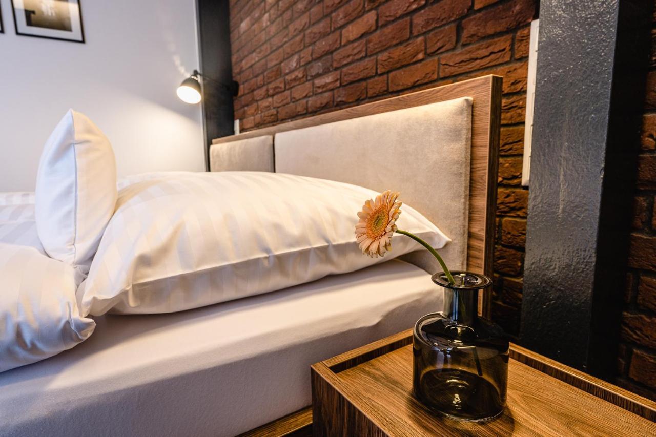 Garni Dock Hotel